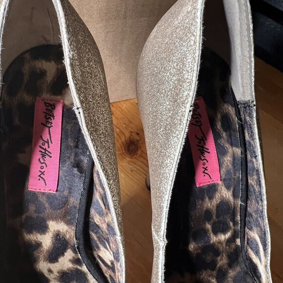 Betsey Johnson Pump Heels Shoe 10 M DISKKO Gold Glitter Leopard Platform Party - Picture 9 of 16